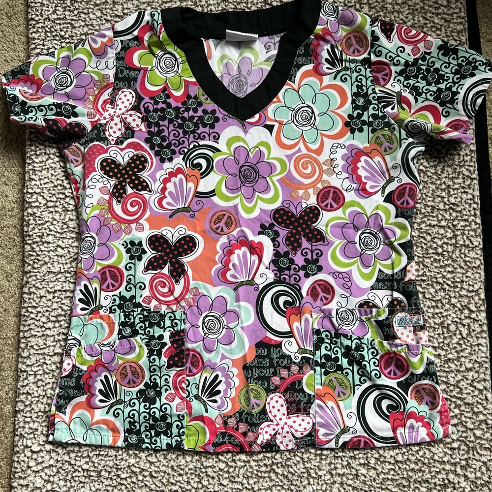 UA scrubs ladies scrub top